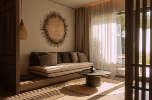 A room with a couch and a round table
AI-generated content may be incorrect.